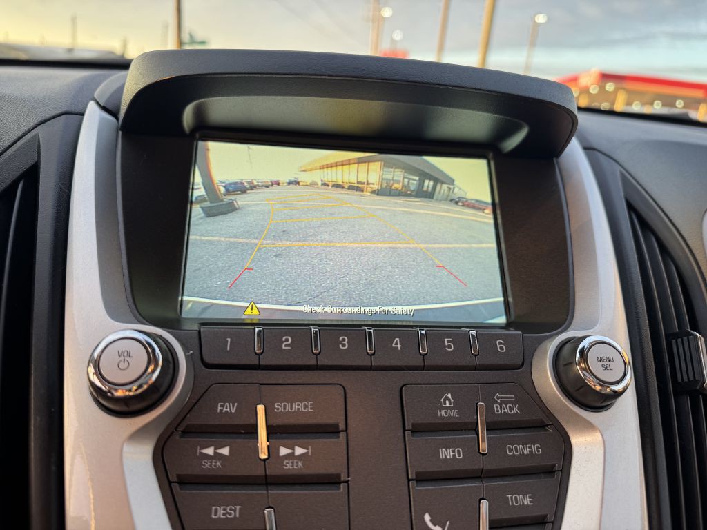 2015 Chevrolet Equinox Image 30