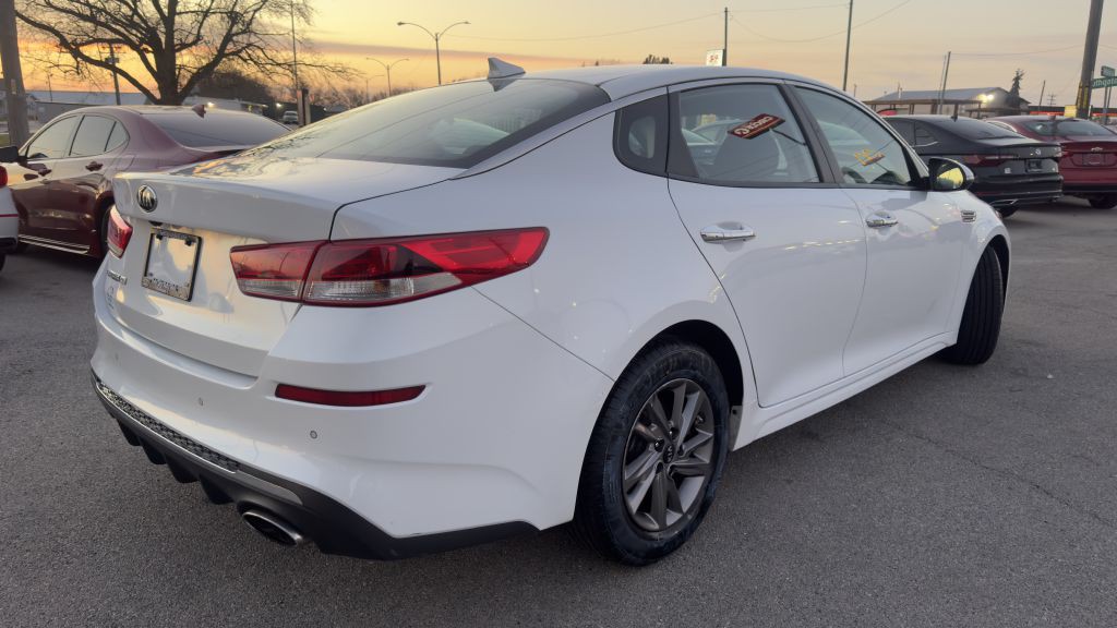 2020 Kia Optima Image 7