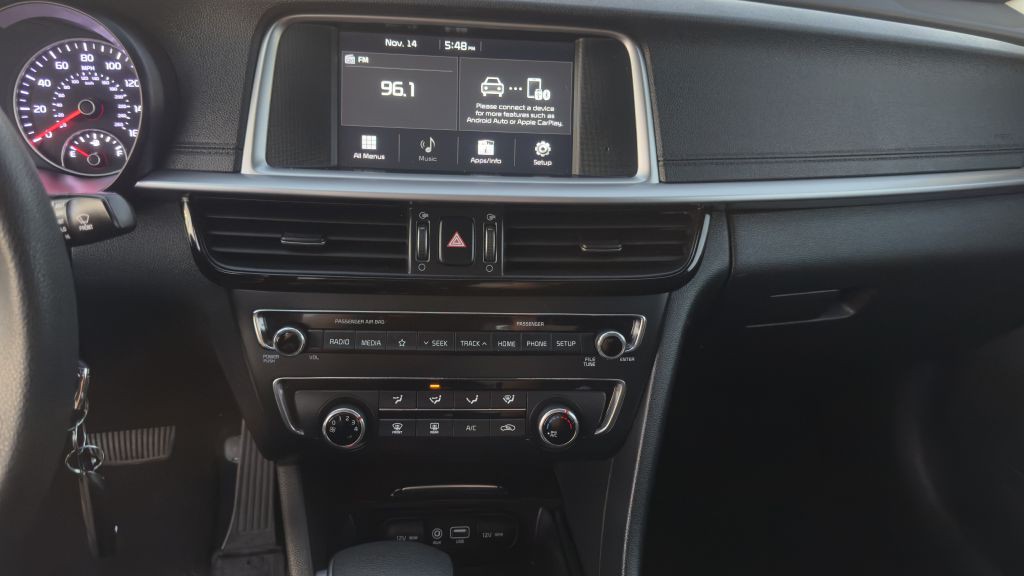 2020 Kia Optima Image 23