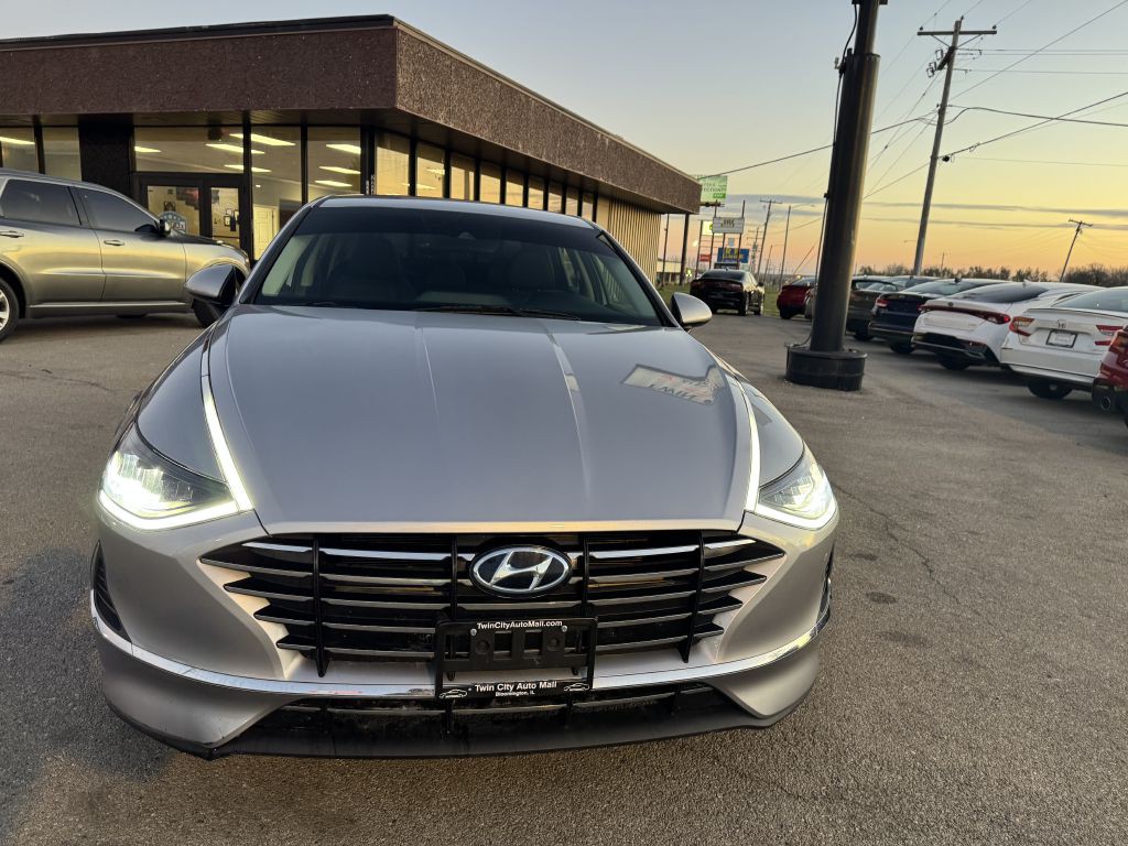 2021 Hyundai Sonata Image 2