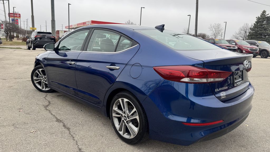 2017 Hyundai Elantra Image 5