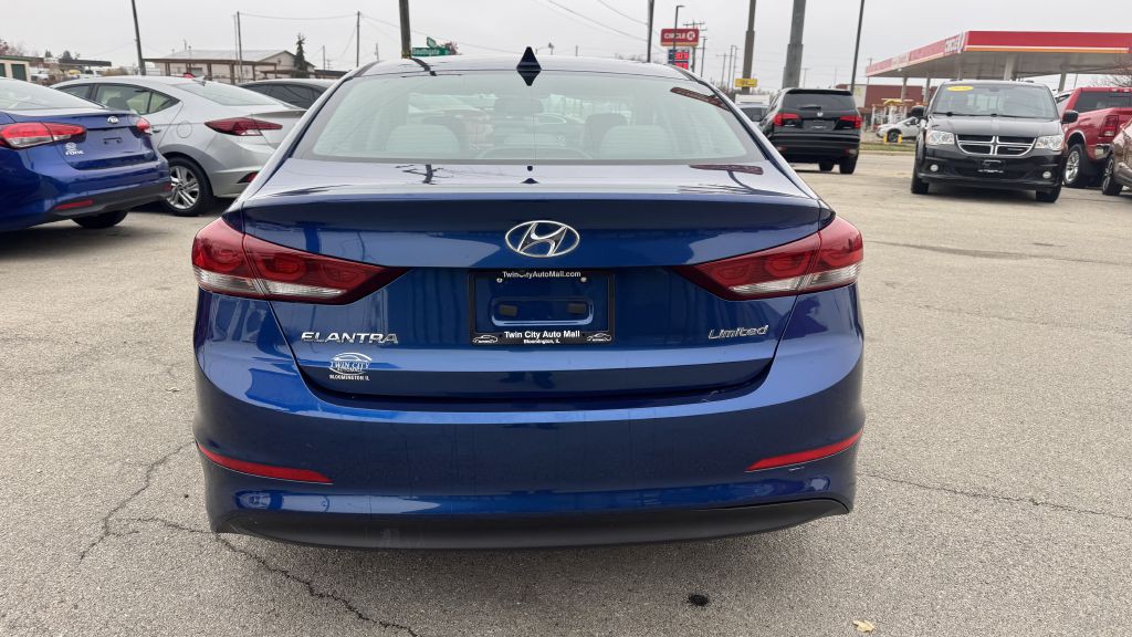 2017 Hyundai Elantra Image 6