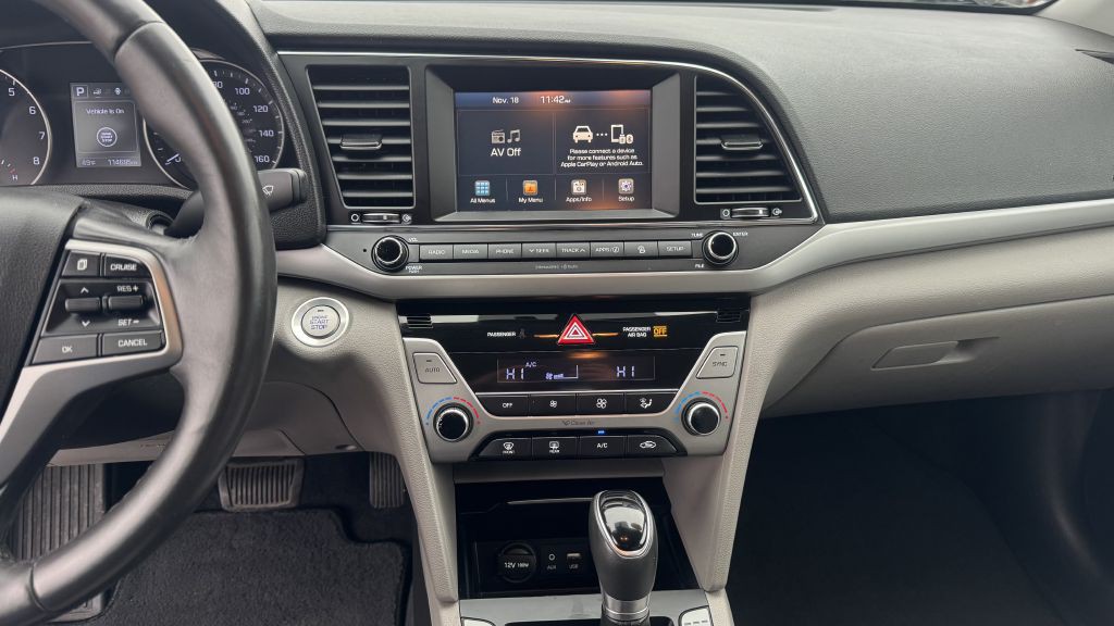 2017 Hyundai Elantra Image 13