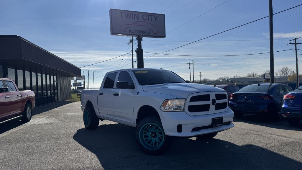 2016 RAM 1500 Image 1
