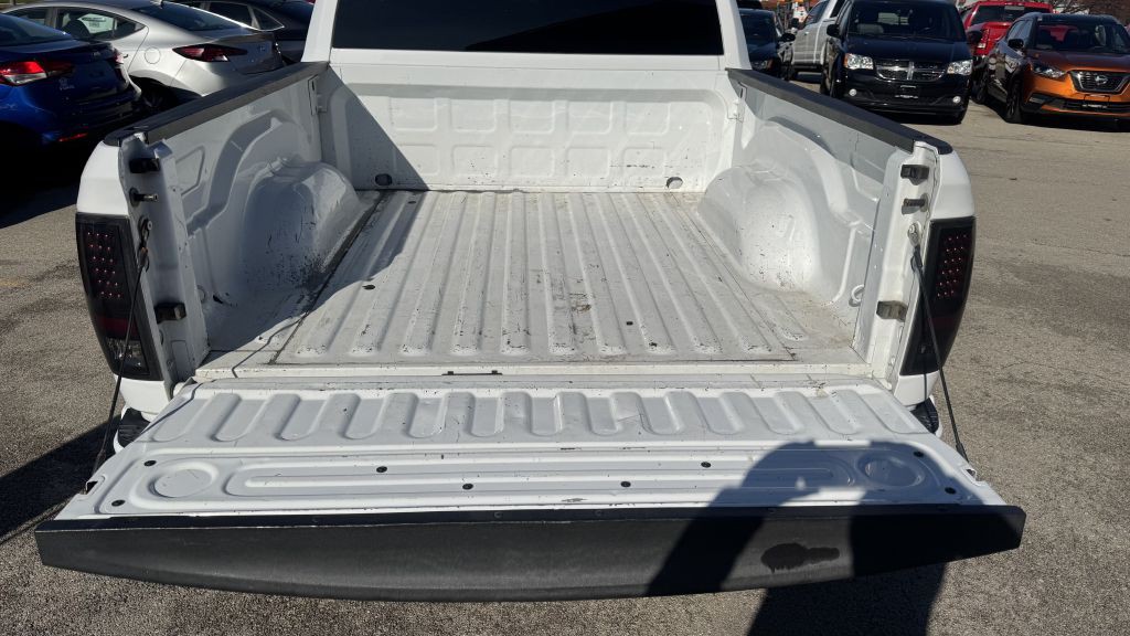 2016 RAM 1500 Image 12