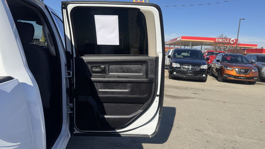 2016 RAM 1500 Image 23