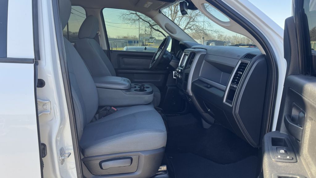 2016 RAM 1500 Image 27