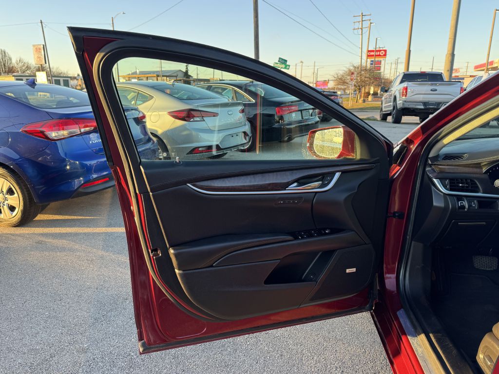 2016 Cadillac XTS Image 10