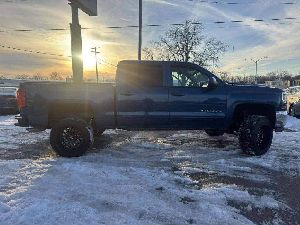 2018 Chevrolet Silverado 1500 Image 8
