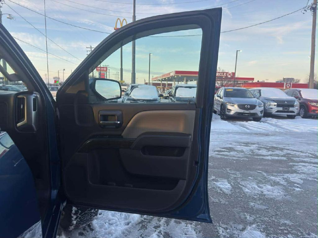 2018 Chevrolet Silverado 1500 Image 13