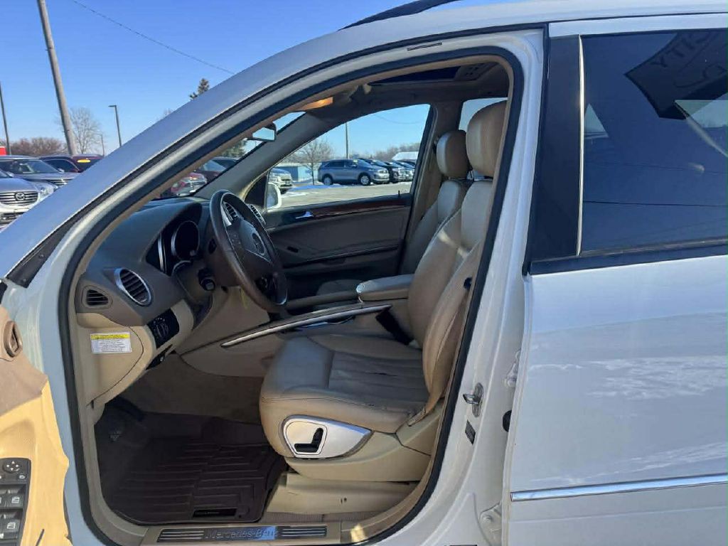 2008 Mercedes-Benz M-Class Image 17