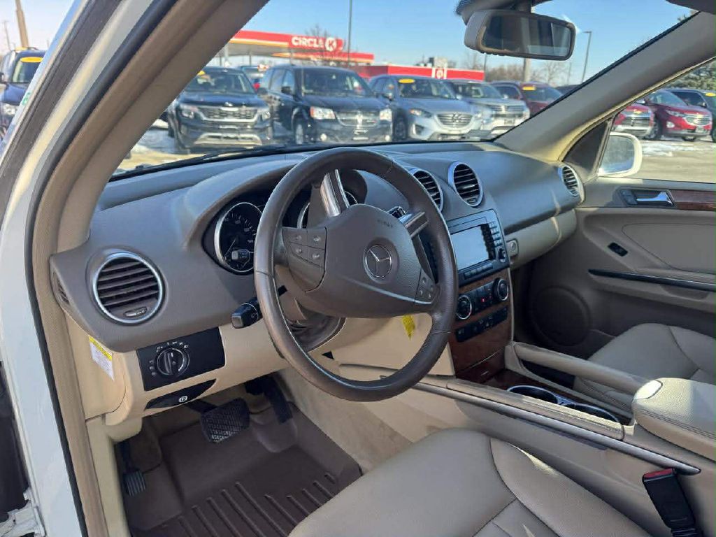 2008 Mercedes-Benz M-Class Image 22