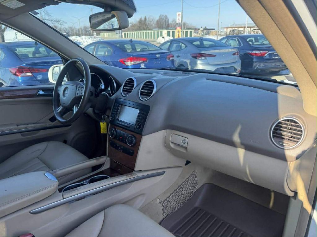 2008 Mercedes-Benz M-Class Image 28
