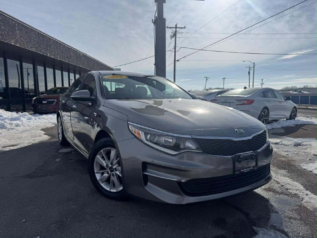 2016 Kia Optima Image 1