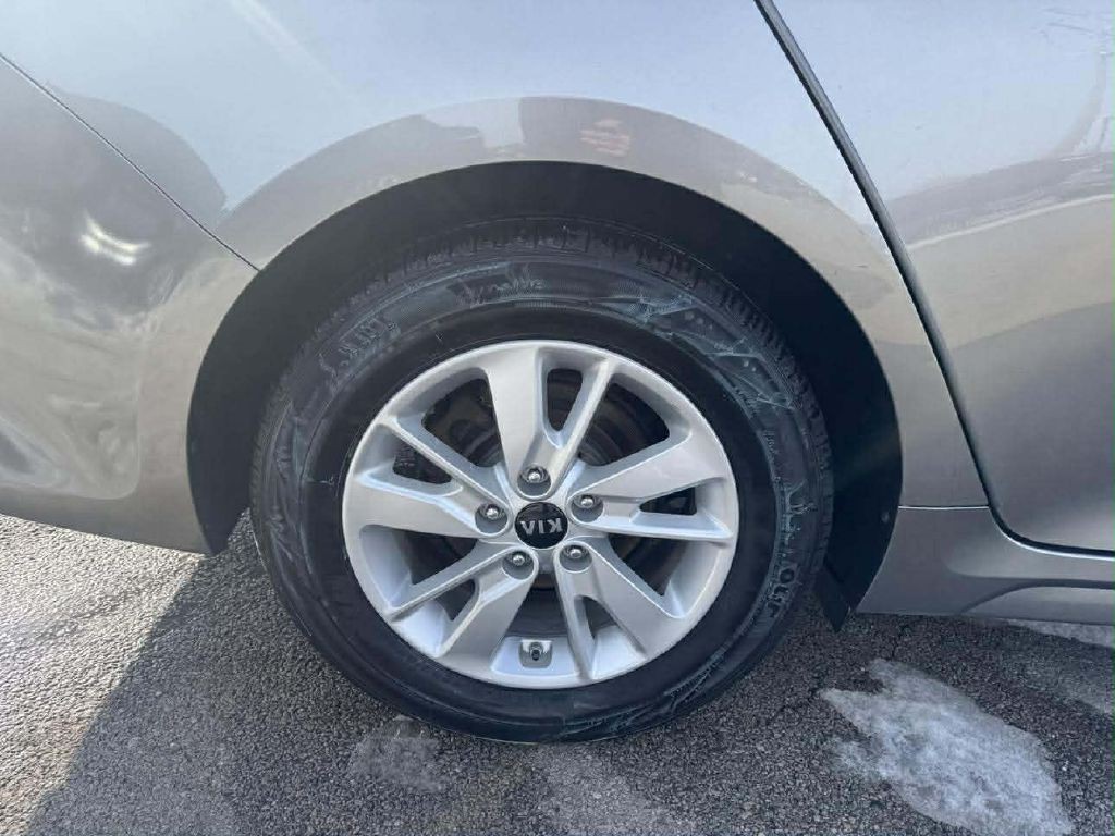 2016 Kia Optima Image 11