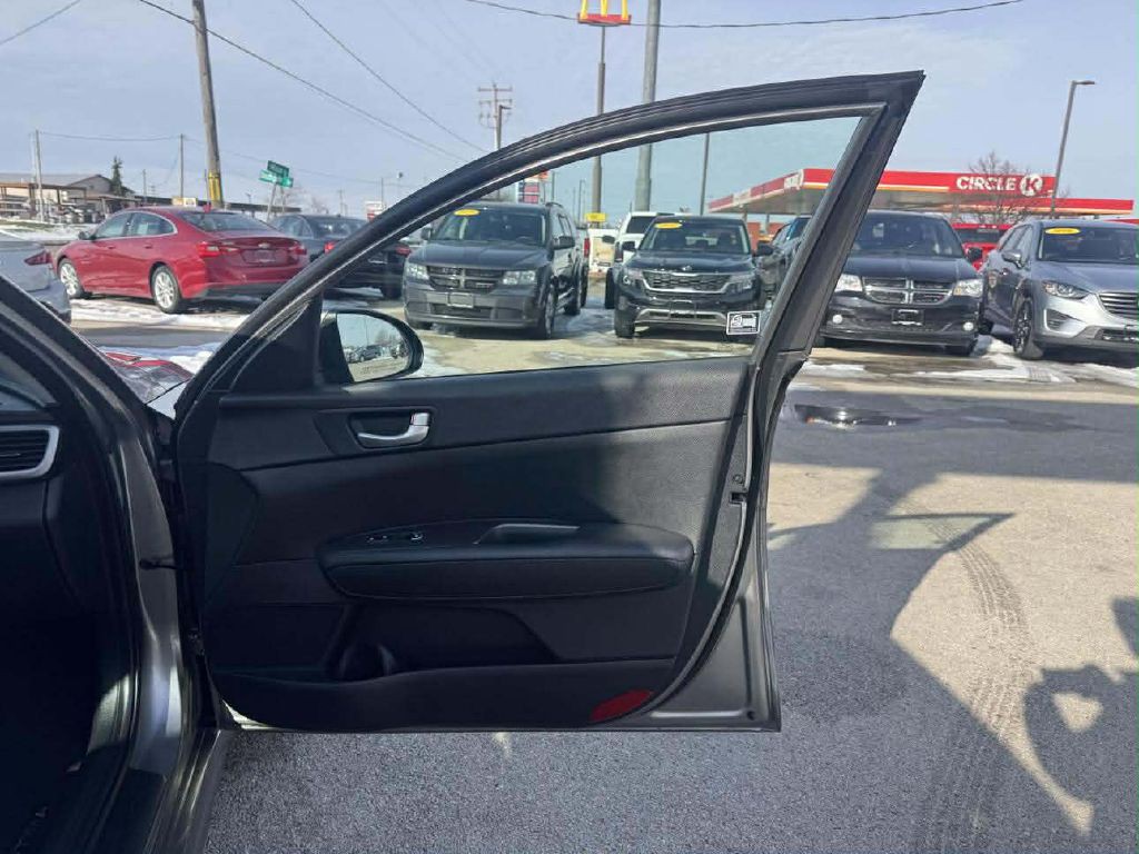 2016 Kia Optima Image 17