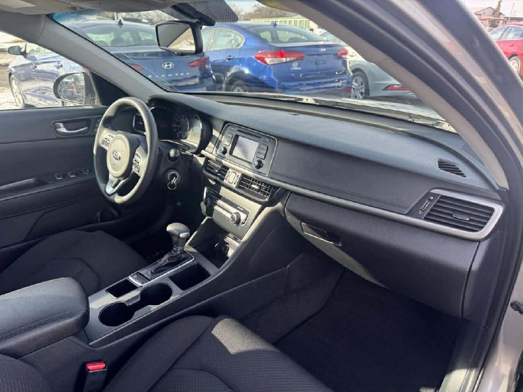 2016 Kia Optima Image 21