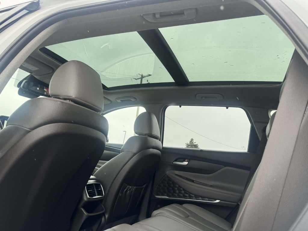 2020 Hyundai Santa Fe Image 24