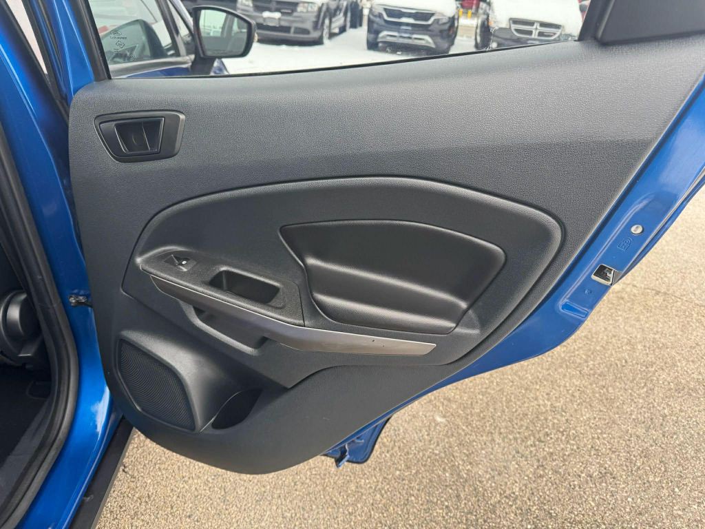 2020 Ford Econoline Image 18