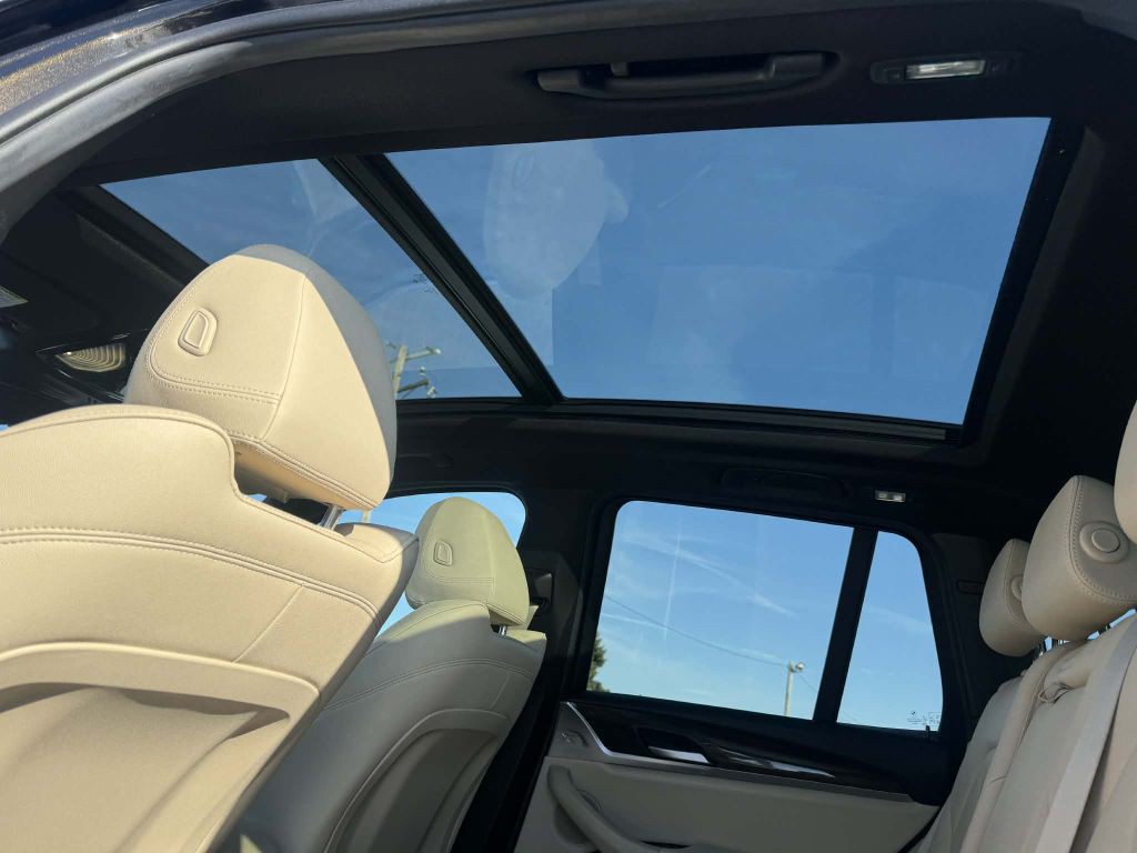 2018 BMW X3 Image 18