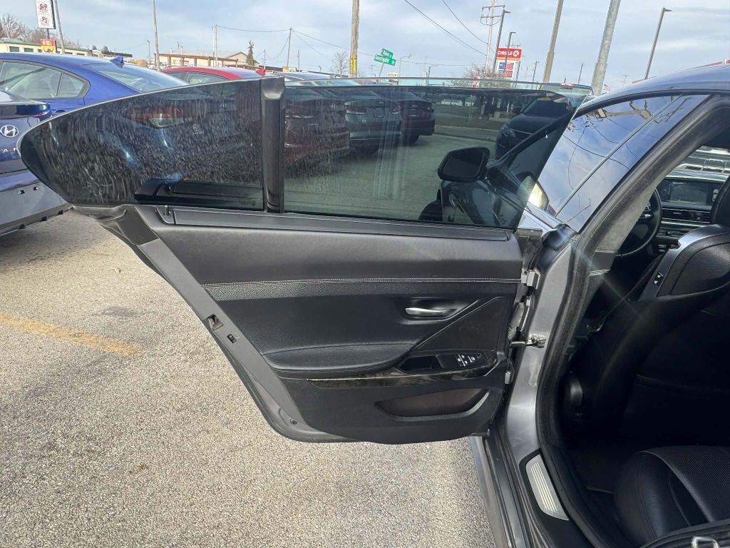 2015 BMW 6 Series Image 19