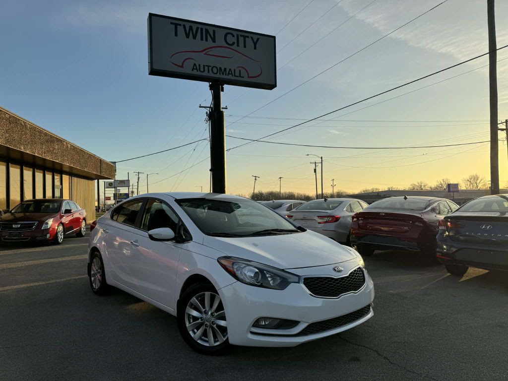 2015 Kia Forte Image 1