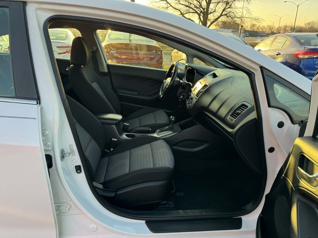 2015 Kia Forte Image 20