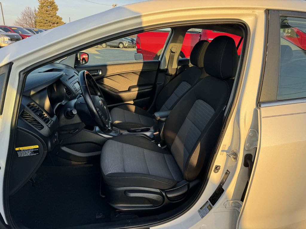 2015 Kia Forte Image 22