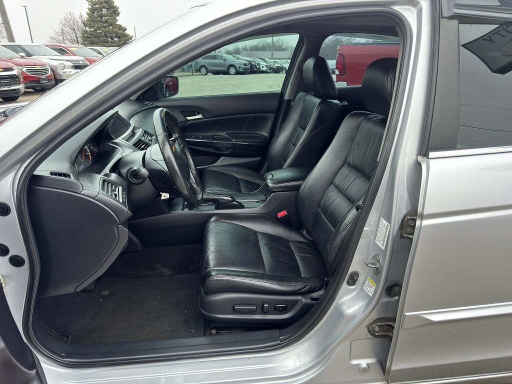 2008 Honda Accord Image 16