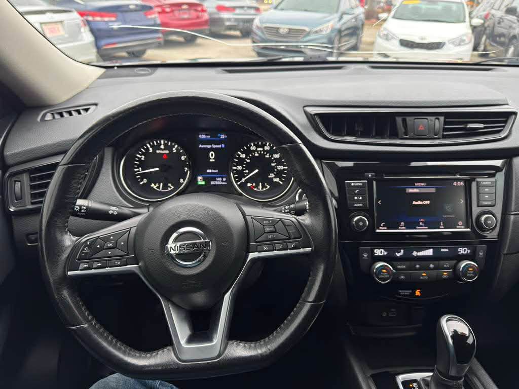 2020 Nissan Rogue Image 15