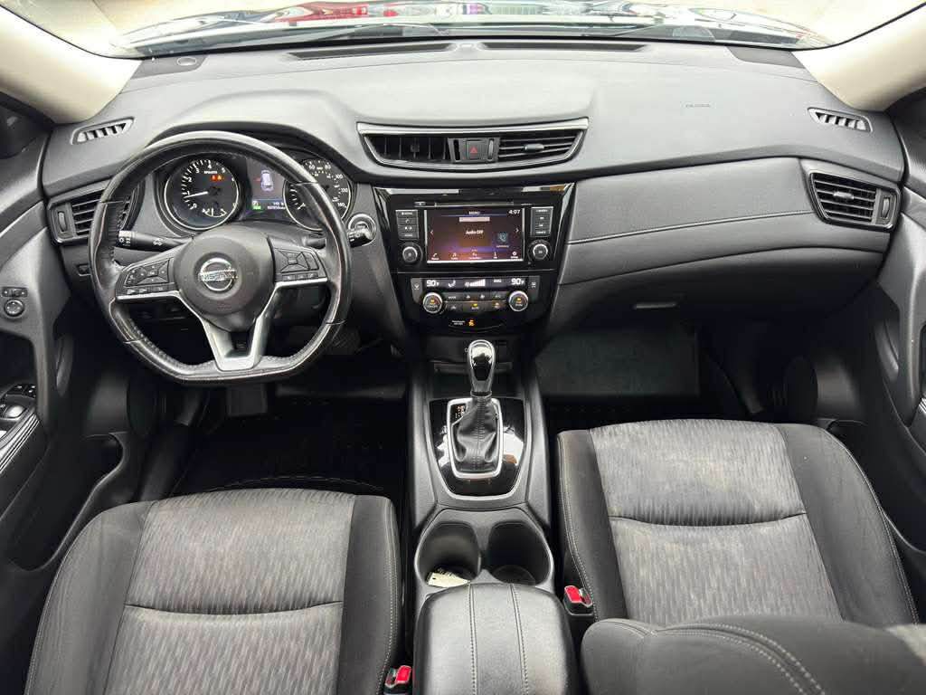 2020 Nissan Rogue Image 21