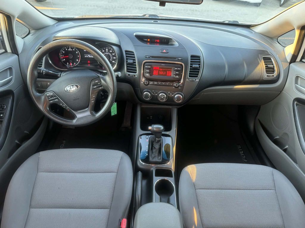 2018 Kia Forte Image 21