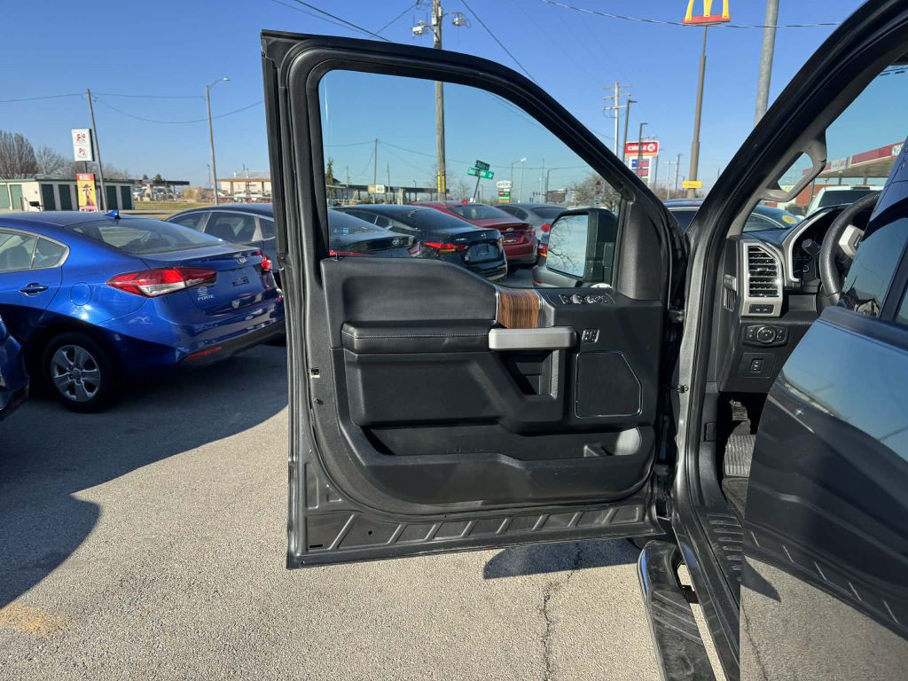 2015 Ford F-150 Image 14