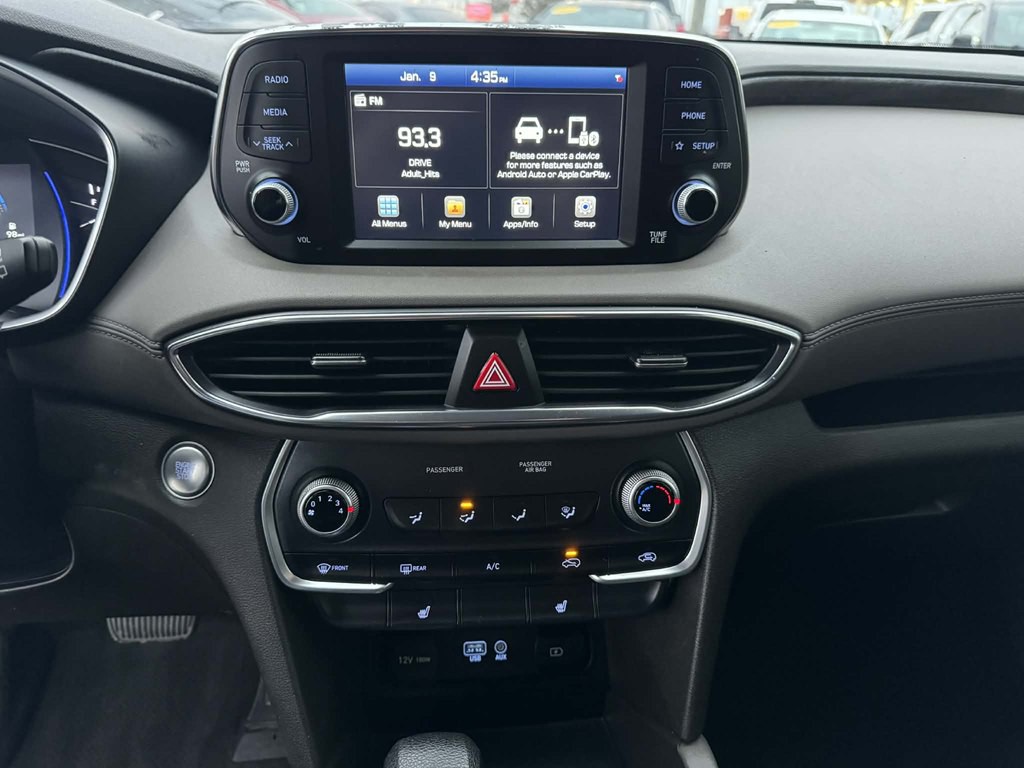 2020 Hyundai Santa Fe Image 18