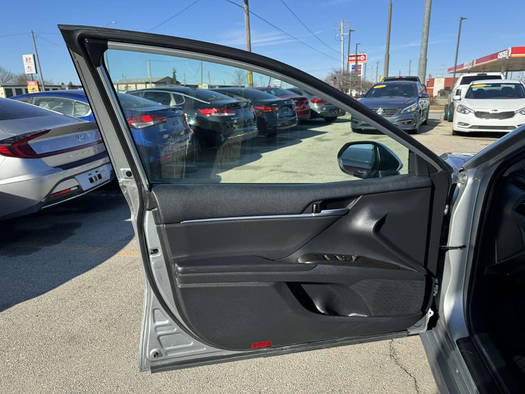 2023 Toyota Camry Image 15