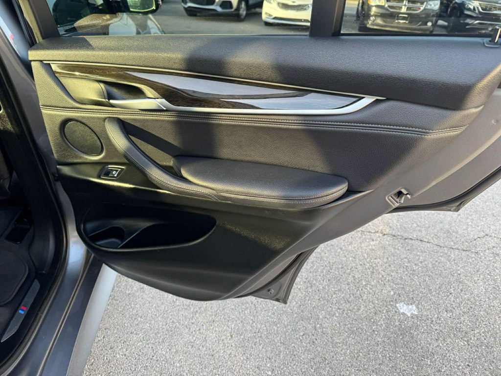 2017 BMW X5 Image 16