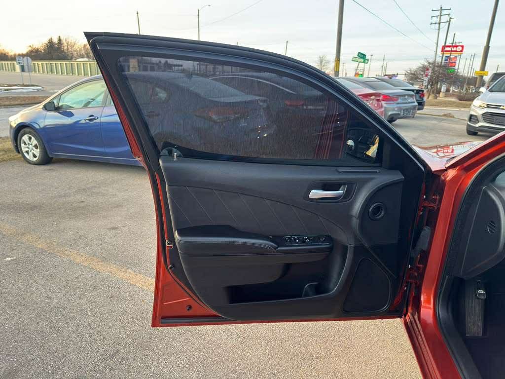 2021 Dodge Charger Image 14