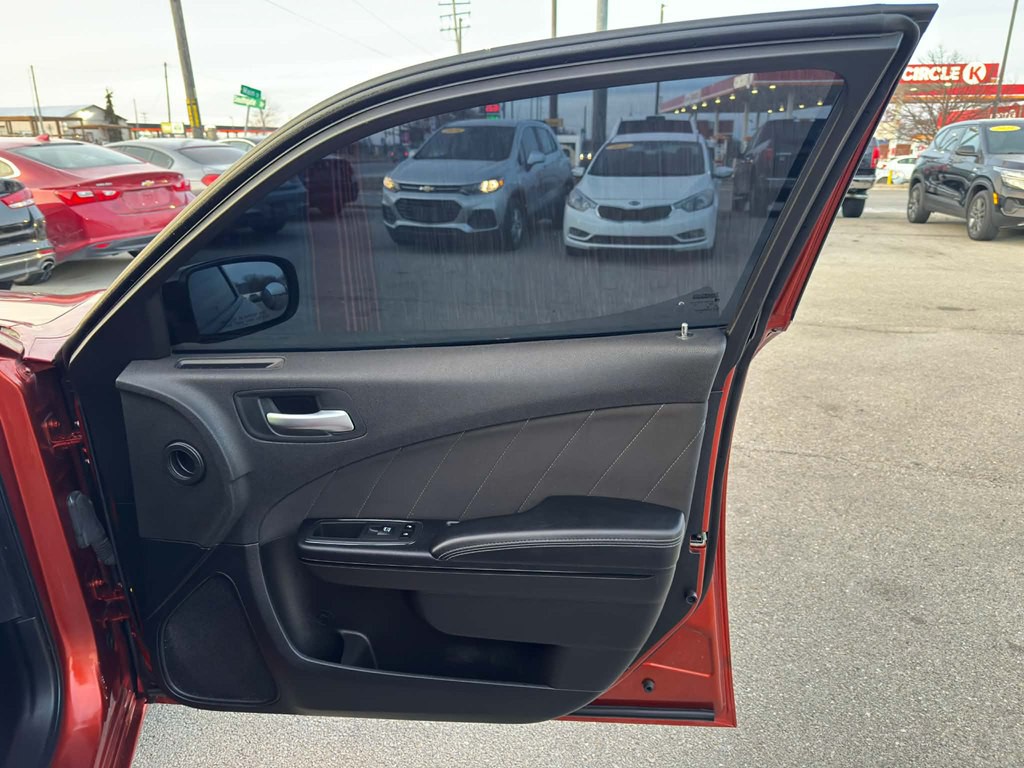 2021 Dodge Charger Image 25