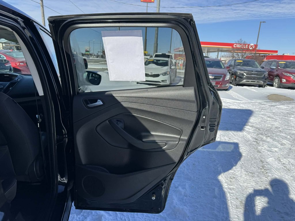 2017 Ford Escape Image 24