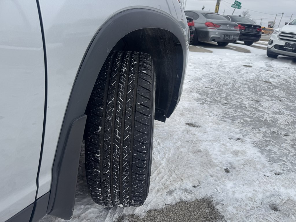 2019 Toyota Highlander Image 12