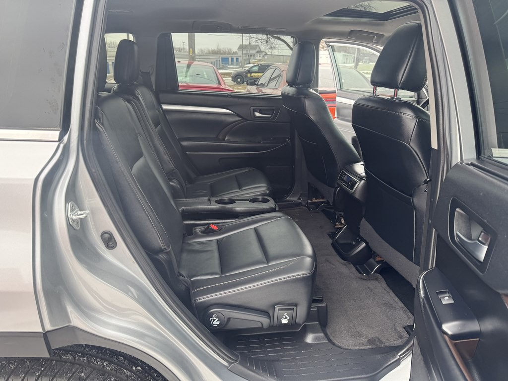 2019 Toyota Highlander Image 14