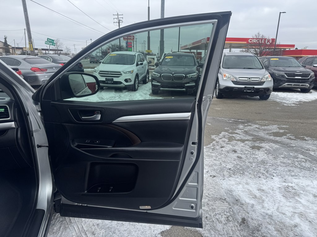 2019 Toyota Highlander Image 15