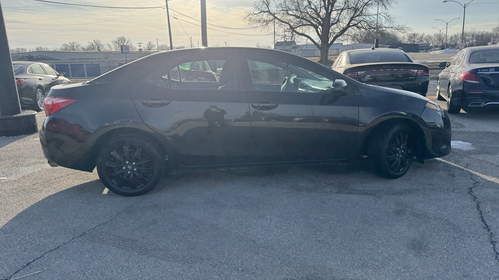 2019 Toyota Corolla Image 9