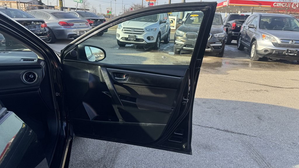 2019 Toyota Corolla Image 24