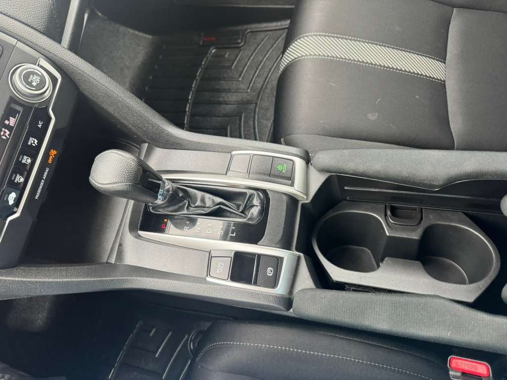 2016 Honda Civic Image 26