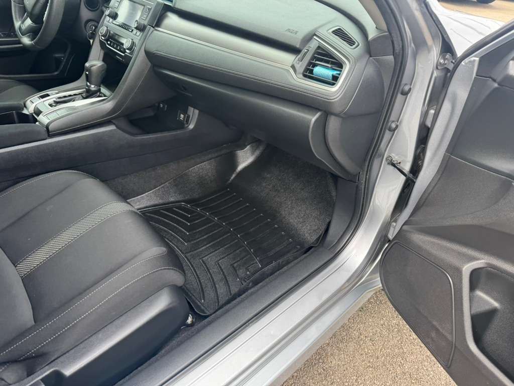 2016 Honda Civic Image 13