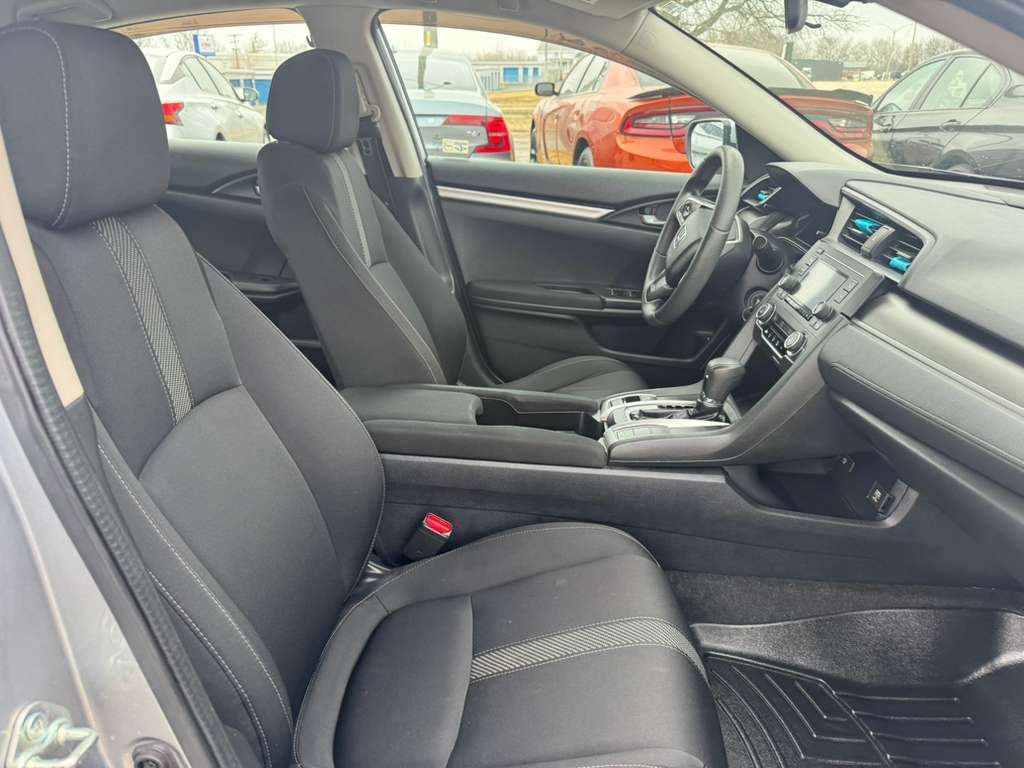 2016 Honda Civic Image 14