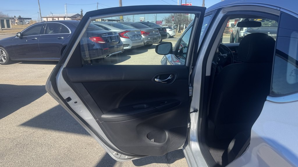 2019 Nissan Sentra Image 21