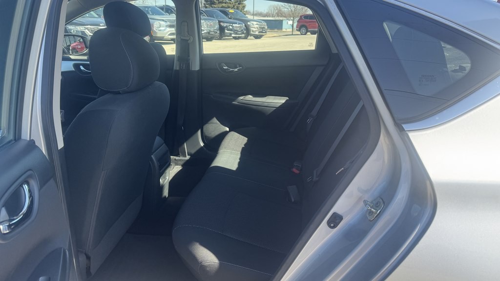 2019 Nissan Sentra Image 22