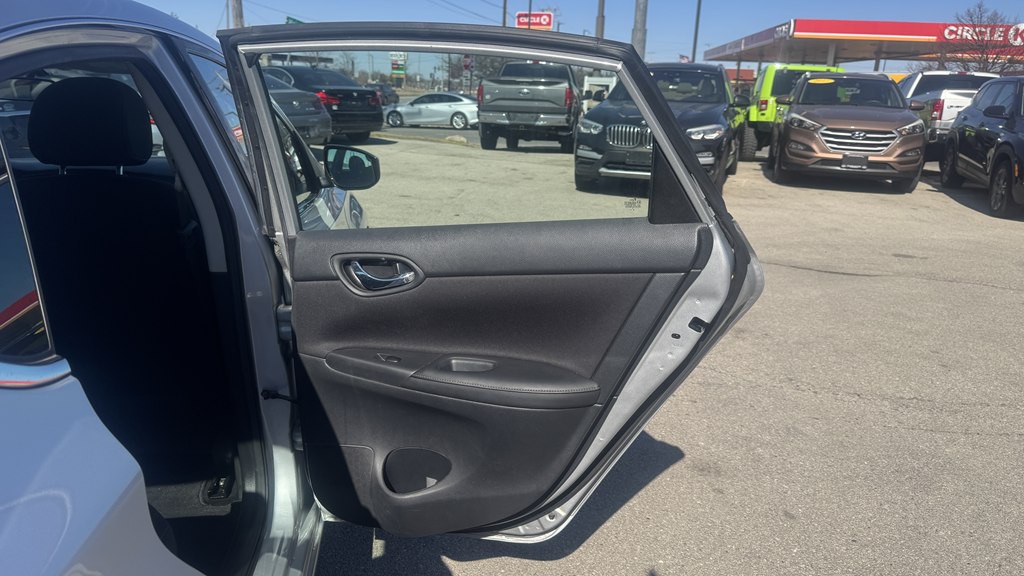 2019 Nissan Sentra Image 24